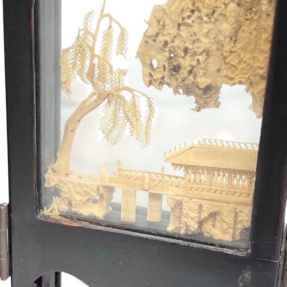 Vintage Asian Carved Cork Diorama Black Lacquer 4 Panel Mini Folding Screen - Picture 9 of 16
